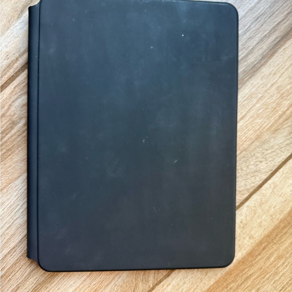 Magic Keyboard for iPad Pro 11 inch. Black Tablet Case